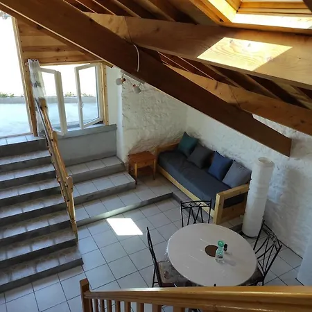 Vakantiehuis L'escale De Beaucaire *